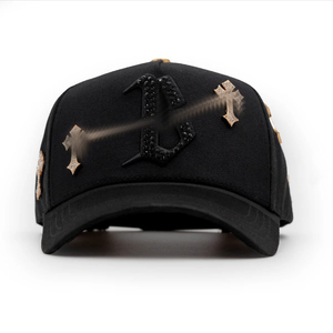 <span class=keywords><strong>Gorra</strong></span> de béisbol de gamuza de diseñador de alta calidad con ala ancha, bordado de diamantes de imitación y detalles en cromo dorado 24k, El Hat - Product Image 1