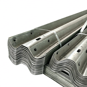 Barrera Vial de Acero Galvanizado Tipo Caja, Poste Z EN 1317, Longitud Personalizada 4320mm, Aprobado por OEM, Personalizado AASHTO M180 CE - Product Image 1