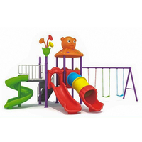 Équipement de terrain de jeu extérieur sûr et écologique avec toboggan et installations en acier et en plastique pour enfants, pour une utilisation dans les jardins et les parcs