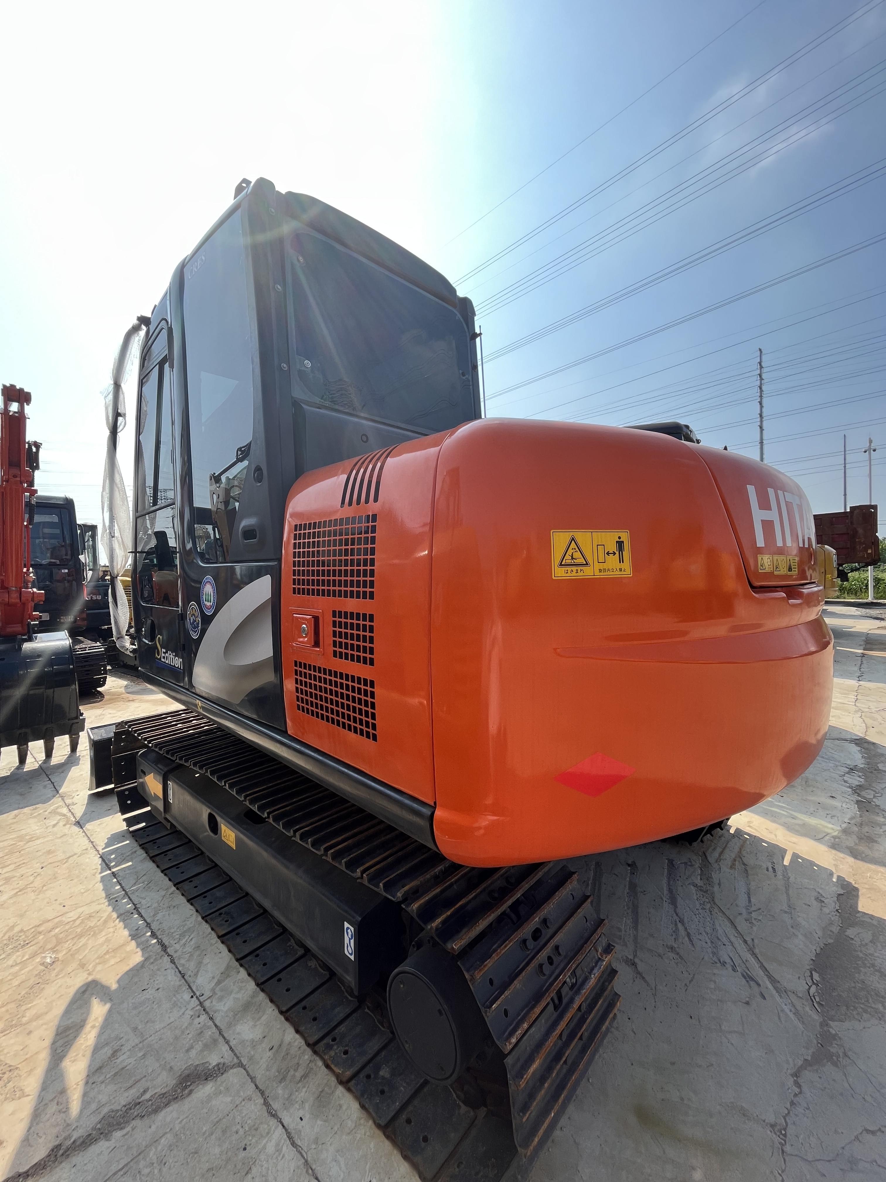 エグサ商品 Good Condition Hitachi ZX70 Mini Excavator ZX50U ZX55U ZX60
