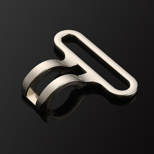 Hebilla Metálica Jiuyuan de Aleación Plateada, Accesorio Duradero para Bolsos y Ropa - Product Image 3