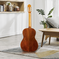 Guitare Flamenco Negra de style Reyes, fabriquée à la main, avec table en épicéa massif, dos et éclisses en palissandre de Madagascar, finition française.