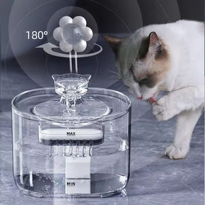 Fontaine à eau portable pour animaux de compagnie en forme de chat et de chien, design transparent, avec système de circulation automatique, facile à nettoyer, idéale pour le camping - Product Image 3