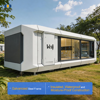 Maison préfabriquée intelligente CGCH W9 Smart Apple Cabin, chambre d'hôtel capsule spatiale de luxe avec verrière panoramique et aménagement complet pour complexe de glamping