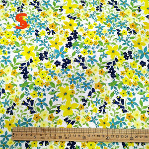 ผ้าฝ้ายลิเบอร์ตี้ออร์แกนิค คอมบ์ด วูเวน ป๊อปลิน พิมพ์ลายดอกไม้เล็กสีฟ้าเหลือง ผ้าเรียบ สำหรับชุดเดรสผู้หญิงและเด็ก สวมใส่สบายๆ - Product Image 5