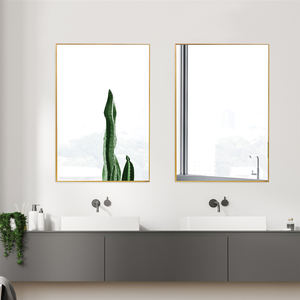 Commode <span class=keywords><strong>de</strong></span> <span class=keywords><strong>salle</strong></span> <span class=keywords><strong>de</strong></span> <span class=keywords><strong>bain</strong></span> au design moderne haut <span class=keywords><strong>de</strong></span> gamme <span class=keywords><strong>petit</strong></span> miroir mural rectangulaire à cadre en métal compact doré pour la décoration intérieure tentures murales - Product Image 4