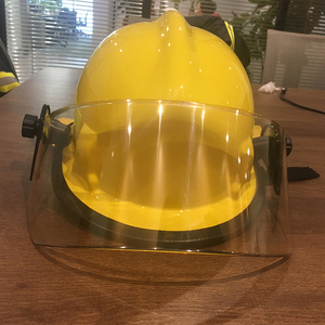Casco de Bombero de PVC con Certificación Axion CE EN443, Resistente al Calor y a Impactos, para Incendios Clase A/B y Lucha Contra Incendios Urbanos - Product Image 4
