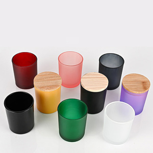 Wholesale Color Luxury Candle Cup Round Frosted Aromatherapy Glass Candle Jar with Bamboo Wooden Lid