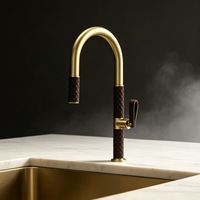 Nouveau robinet de cuisine extractible tressé de style italien, en acier inoxydable, rotatif, pour eau chaude et froide