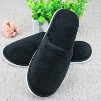 Chaussons jetables noirs pour salon, spa, hôtel avec semelle noire, chaussons cadeaux