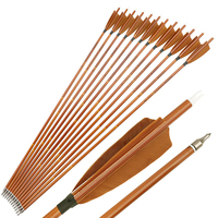 Tir à l'arc colonne vertébrale 500 ID 6.2mm 4 "plume de dinde bambou motif mélange flèche de carbone avec pointe de fil de 100 grains remplaçable