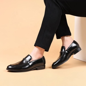 Zapatos Casuales de Negocios para Hombre, Talla Grande, de PU, Estilo Británico Coreano, Punta Puntiaguda, Otoño 2026 - Product Image 4