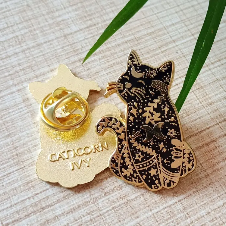 High quality spinner hard rock cat enamel pin