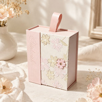 Boîte cadeau rigide de luxe en forme de livre à motif floral pour la Saint-Valentin, les mariages, les événements professionnels, les festivals, les cérémonies, les cadeaux et les fournitures d'emballage