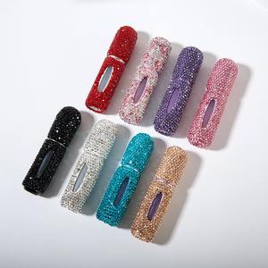 Petit flacon de parfum vide à chargement direct, avec pulvérisateur à pression et diamants incrustés, pour remplissage séparé - Product Image 4