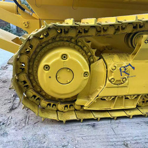 Bulldozer Komatsu japonais 85 sur chenilles, modèle 2024, excellent état avec boîte de vitesses, pompe, moteur et roulement - Prix réduit - Product Image 5