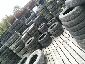 Compre Neumáticos Usados para Automóviles de Pasajeros de Japón, Neumáticos Radiales Sólidos de Segunda Mano 195/60R15, Calidad de Primera Clase, Garantía de 2 Años - Product Image 3