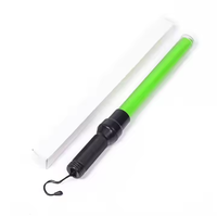 Bâton de signalisation LED vert rouge et stroboscopique Bâton de lumière électrique en plastique Bâton de feu de circulation multicolore