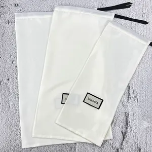 Großhandel Custom Silk Satin Bag Verpackung für Schuhe Hochwertige Kordel zug Schuh Staubbeutel mit Logo