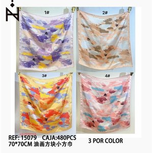 Fazzoletto quadrato con pittura a olio 70x70 cm, sciarpa alla moda per donna - Product Image 3