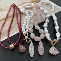 Collier en pierres précieuses naturelles TK-B675, perles baroques, pendentif en quartz rose, fermoir en strass, colliers bohèmes pour femmes