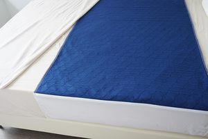 Commercio all'ingrosso sostenibile ospedale incontinenza Underpad con ali ad alta assorbente pannolino <span class=keywords><strong>per</strong></span> <span class=keywords><strong>adulti</strong></span> campione libero lavabile <span class=keywords><strong>per</strong></span> <span class=keywords><strong>adulti</strong></span> - Product Image 2