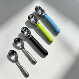 Cuchara para helado de acero inoxidable con mango cómodo para uso doméstico y comercial - Product Image 2