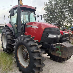 Le <span class=keywords><strong>tracteur</strong></span> <span class=keywords><strong>agricole</strong></span> 4x4 <span class=keywords><strong>Case</strong></span> <span class=keywords><strong>IH</strong></span> 140 peut être utilisé comme chargeur frontal et convient aux opérations agricoles à grande échelle. - Product Image 1