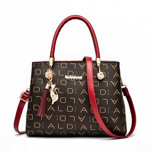 Newest Heart Wholesale Long Strip Luxury Ladies Handbag Large Capacity Designer Sling Tote <b>Bags</b> for Women - Product Image 1