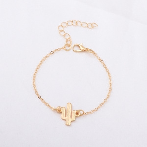 Ensemble de montre et bracelet haut de gamme pour femme, en alliage, motif nœud pour cactus, bijoux cinq pièces, mouvement à quartz, cadran 28 mm, boîtier 9 mm, aiguilles - Product Image 4