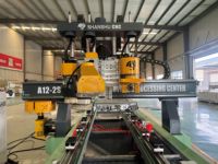 Centre d'usinage CNC ATC pour portes en bois – Machine de découpe, fraisage et perçage de trous de serrures et de charnières