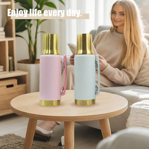 Set Thermos in Acciaio Inox da 1300ml con 2 Tazze e Bombilla, Regalo per Tifosi di Calcio, Kit da Viaggio Portatile con Isolamento Sottovuoto - Product Image 2