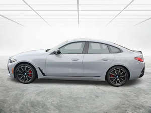 Auto Usate in Perfette Condizioni <span class=keywords><strong>BMW</strong></span> <span class=keywords><strong>i4</strong></span> xDrive40 Coupé 2024 Pronte per la Spedizione - Product Image 3