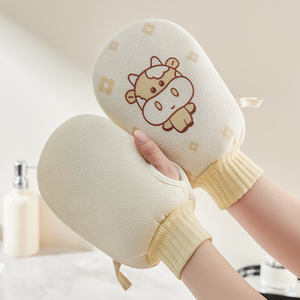 Gants de nettoyage avec du savon pour douches et baignoires de spa - Product Image 4