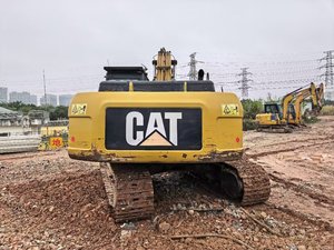 Excavadora de cadenas CAT325D de 25 toneladas con pintura original, motor original, pocas horas de trabajo y precio económico. - Product Image 2