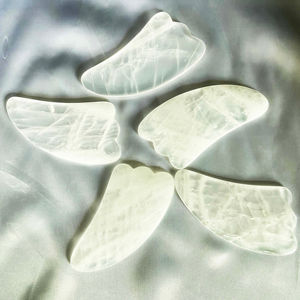Cristal blanco Jade Gua Sha Stone Logotipo personalizado Alta calidad Gua Sha Tablero de jade blanco Piel Apretar Cuarzo blanco Gua Sha Masajeador - Product Image 2
