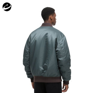 XUCHANG blouson d'aviateur d'hiver vierge à manches longues col côtelé imperméable et original avec logo personnalisé brodé unisexe OEM pour hommes - Product Image 3
