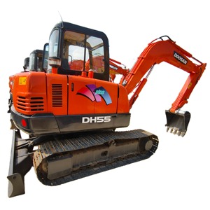 รถขุดตีนตะขาบ Doosan DH55 มือสอง ใช้งานได้เต็มประสิทธิภาพ ขนาดเล็ก 5.5 ตัน รถขุดไฮดรอลิกมือสอง DH35 DH60 DH80 คุณภาพสูง - Product Image 1