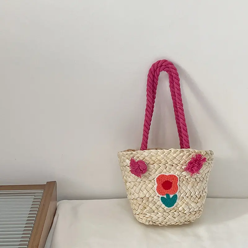 Летняя пляжная сумка ручной работы из кукурузной шелухи, оптовая продажа, модная дешевая повседневная детская соломенная сумка-тоут