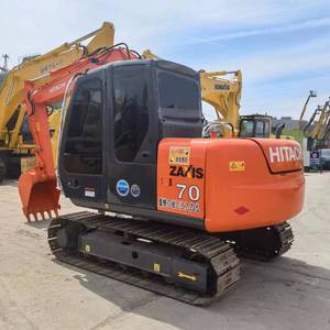Excavadora Hitachi ZX 70 Naranja con Orugas y Cucharón de Excavación, Equipo de Construcción Usado - Product Image 1