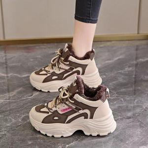 Chaussures de course <span class=keywords><strong>pour</strong></span> femmes à lacets en maille doublée de polaire Chaussures montantes d'hiver chaudes augmentant la hauteur à semelle épaisse - Product Image 2