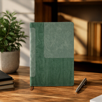 Buku Catatan Hardcover 100 Lembar Kulit PU Motif Kayu dengan Logo Kustom, Jendela Kartu Transparan OEM A5 Grosir