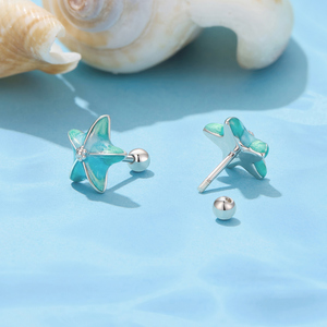 Pendientes de cobre con forma de estrella con incrustaciones de circonita, joyería de moda linda para regalo unisex - Product Image 4