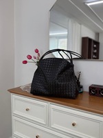 Tas Selempang Wanita Rajut Tangan Model Bucket, Kapasitas Besar, Desain Unik, Resleting, Modis, Serbaguna