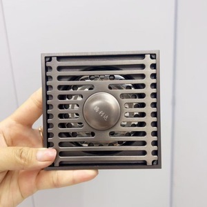 Siphon de sol en cuivre noir mat à clapet, à gravité, design industriel, pour machine à laver - Product Image 2