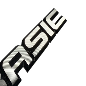 ป้ายอะลูมิเนียมรูปทรงตัวอักษรสีดำแบบกำหนดเองพร้อมขาตั้ง - Product Image 2