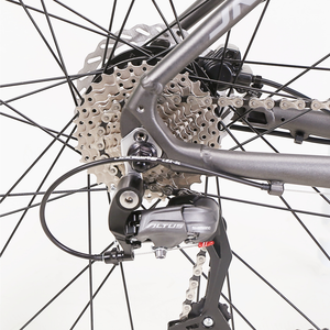 Bicicleta Eléctrica Urbana J Air FRENETICA con Cuadro de Aluminio y Acero, Palancas de Cambio, Motor OEM de 350W, 9 Velocidades, Pedales FRENETICA (City) - Product Image 6