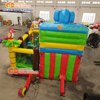 Parc de jeux gonflable avec toboggan et trampoline, grand terrain de jeux gonflable pour parc d'attractions et location pour fêtes