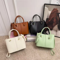 Sac fourre-tout mini en similicuir uni pour femme avec nœud décoratif, sac à main décontracté à bandoulière détachable