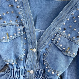 2026 <span class=keywords><strong>Bufa</strong></span> OEM Veste en jean pour femme Printemps Été Automne Nouvelle Mode Polyvalente Perlée Col en V Coupe Ample Courte Ajustable à la Taille Décontractée - Product Image 3